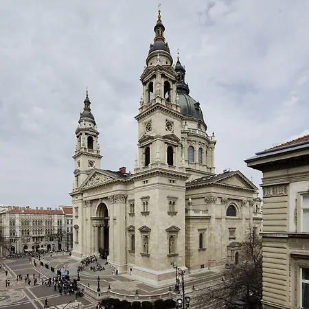 Basilica 4* Budapeste