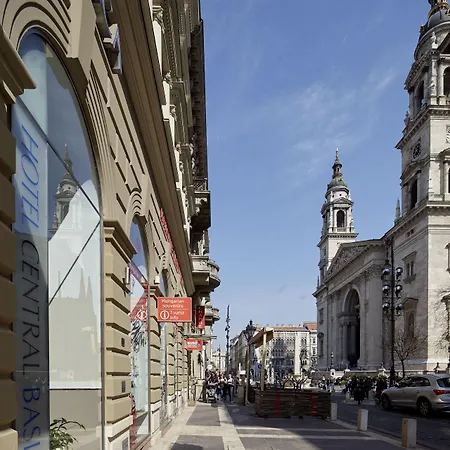 Otel Basilica 4*